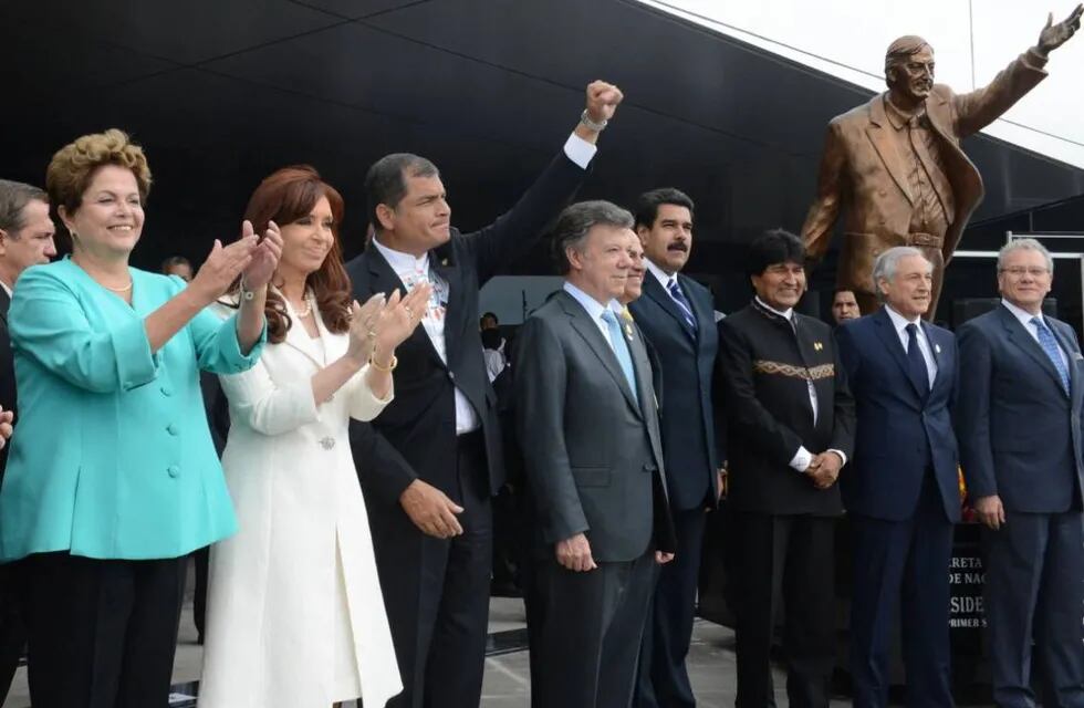 La UNASUR inauguró una nueva sede en Ecuador y la bautizó Néstor Kirchner