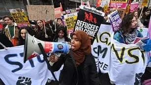 Crece el conflicto en Reino Unido por leyes que restringen el derecho a las protestas