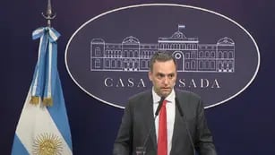 El vocero oficial Manuel Adorni en conferencia de prensa (08/01/24)
