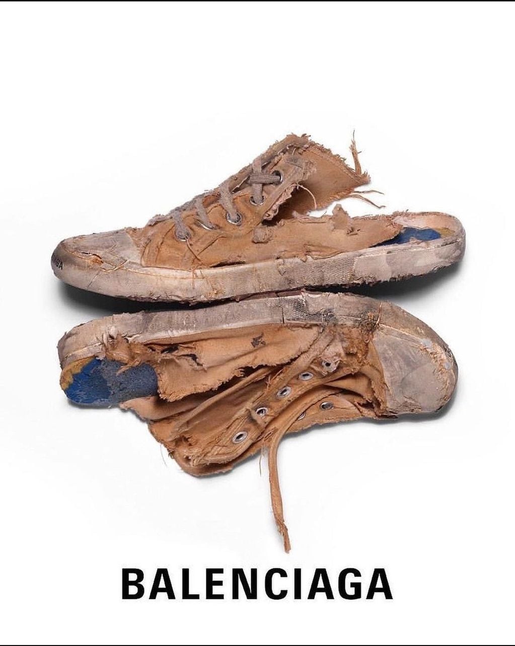 Zapatos Balenciaga.