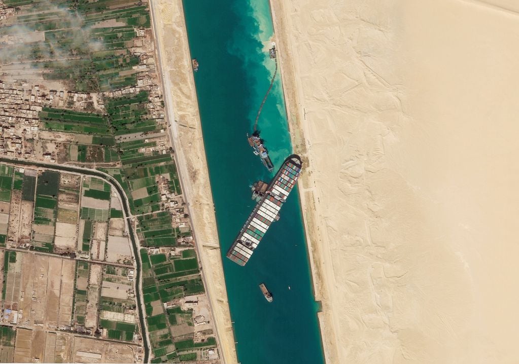Así lucía el buque Ever Given en el Canal de Suez - 