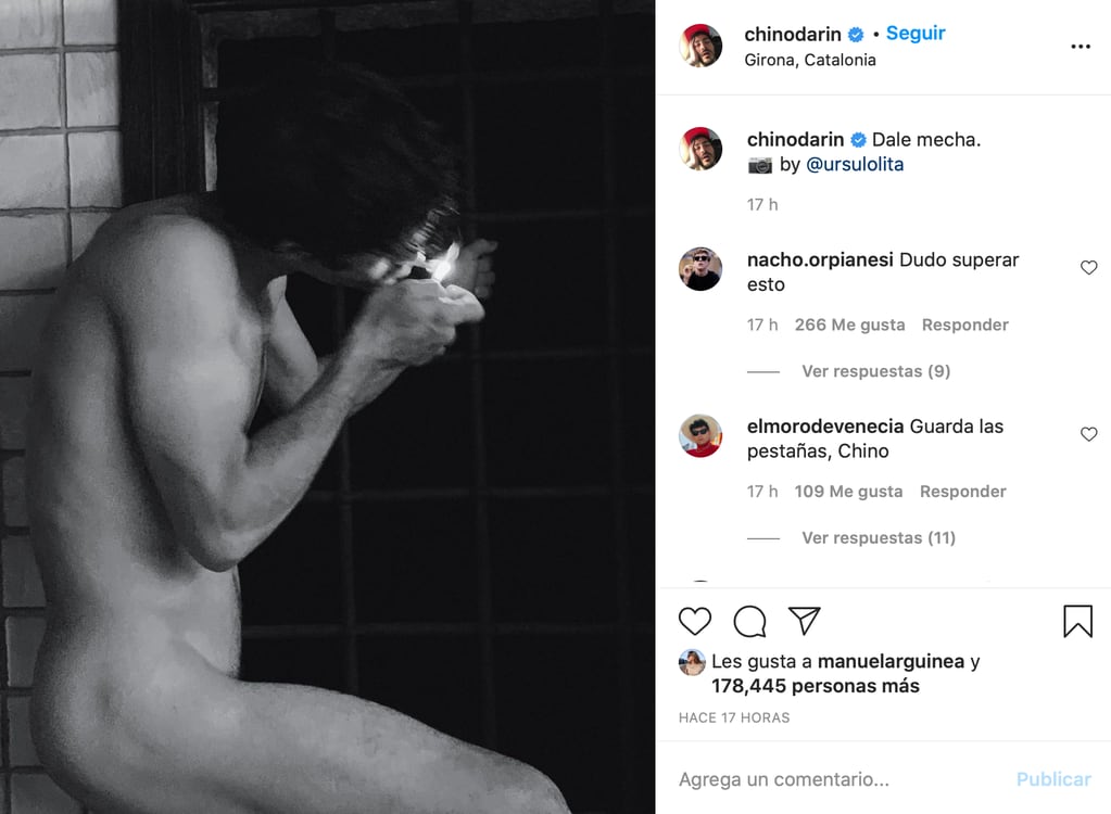 El actor compartió el desnudo en su feed.