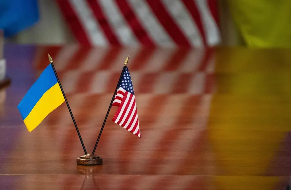 Luego de que se agotaran los fondos destinados a apoyar militarmente a Ucrania, las discusiones en el Congreso estadounidense continúan frenando un nuevo paquete destinado a armamento.