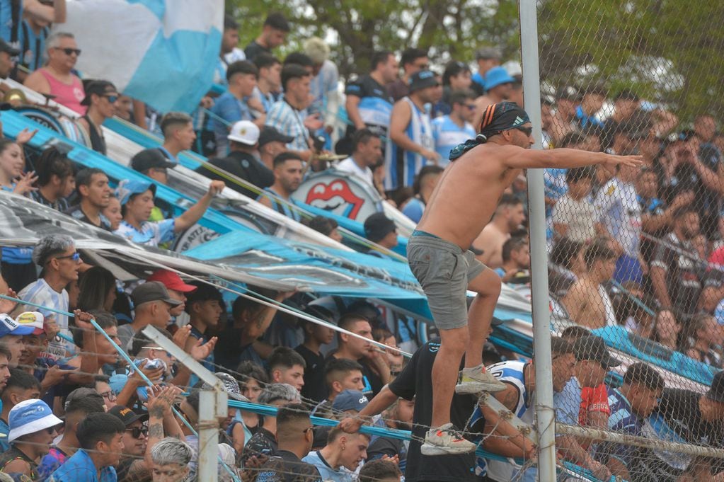 10 de Diciembre 2023  Argentino vs FadepGran final del Clausura de la Liga Mendocina, Argentino vs FADEPFoto Cristian Guzzo /  Los Andes