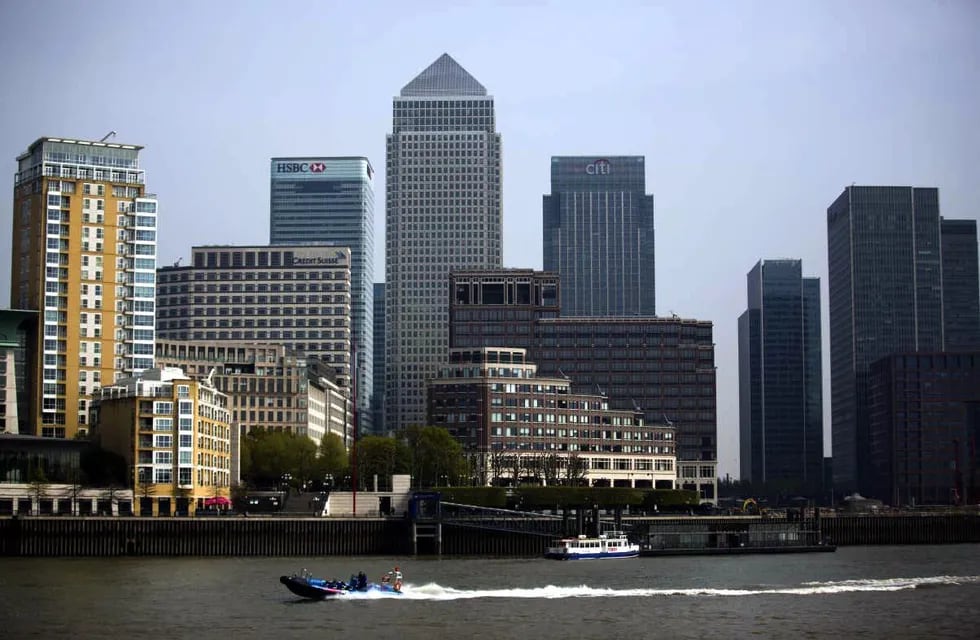 El HSBC amenaza con irse de Inglaterra si gana Cameron