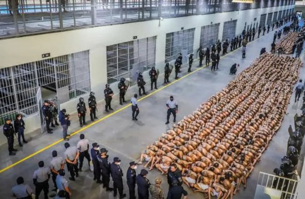 La cárcel ubicada a 74 kilómetros de la capital, tiene 33 manzanas de construcción dentro de 236 manzanas aisladas de la ciudad. Foto: EFE.