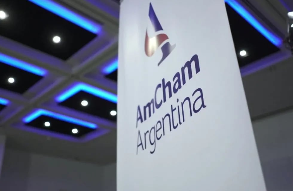 La Cámara de Comercio de Estados Unidos en Argentina (AmCham) celebró la desregulación y liberalización de la economía. Gentileza: Noticias Argentinas.