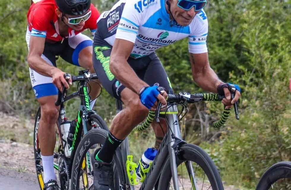 Alejandro Corvalán, a sus 43 años, demostró plena vigencia y ahora buscará ser el estandarte de un equipo que buscará ganar la Vuelta de Mendoza.