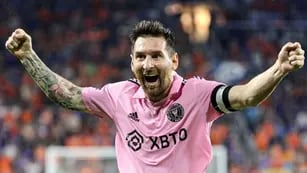 Lionel Messi anotó su primer gol en la MLS en la victoria del Inter Miami