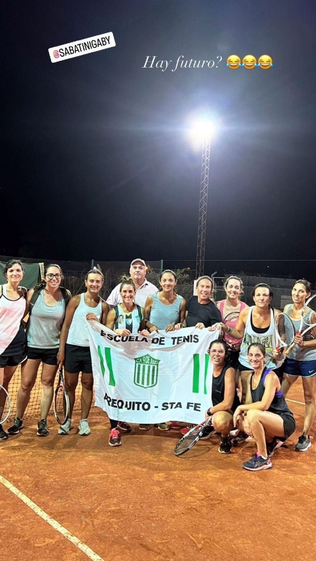 La rutina de tenis de la Sole Pastorutti en el club de su Arequito natal (Instagram)