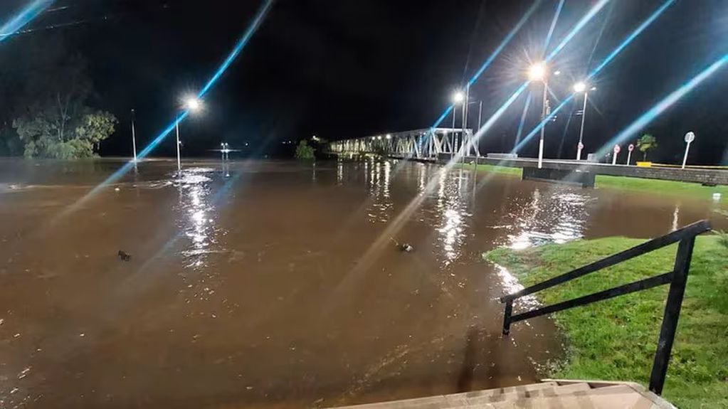 Temporal en Uruguay: alerta roja y evacuaciones por inundaciones