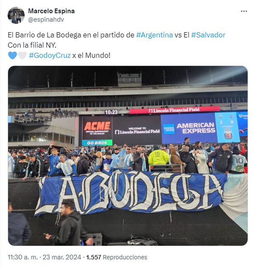 Hinchas del Tomba en Argentina vs El Salvador en Filadelfia