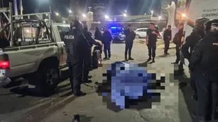 Un joven murió tras chocar contra una camioneta y un auto en Luján