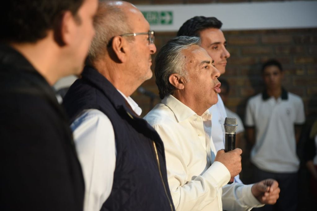 Alfredo Cornejo en la presentación de Marcos Calvente como precandidato a intendente de Guaymallén.