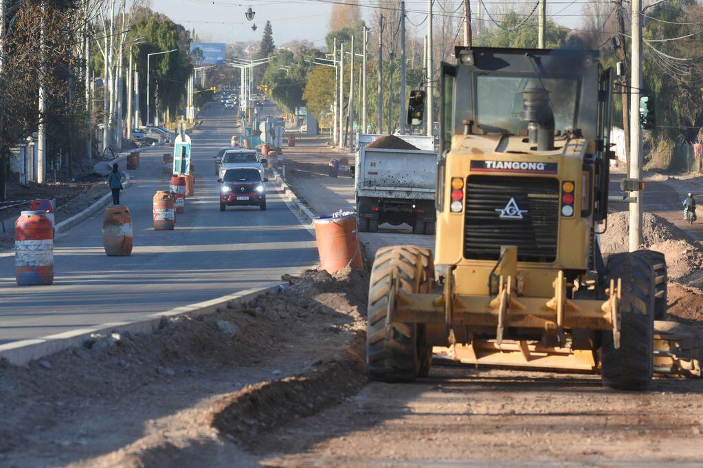 Suárez promete obras productivas en los 18 municipios de Mendoza.
Foto: José Gutiérrez / Los Andes
