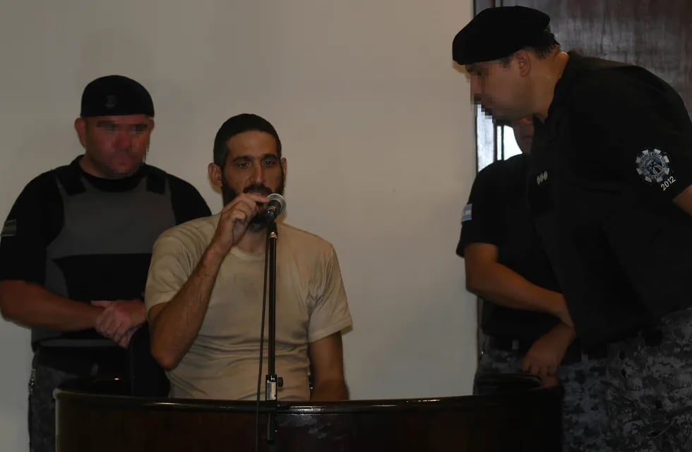 Gilad Pereg se orinó durante la audiencia de prisión preventiva