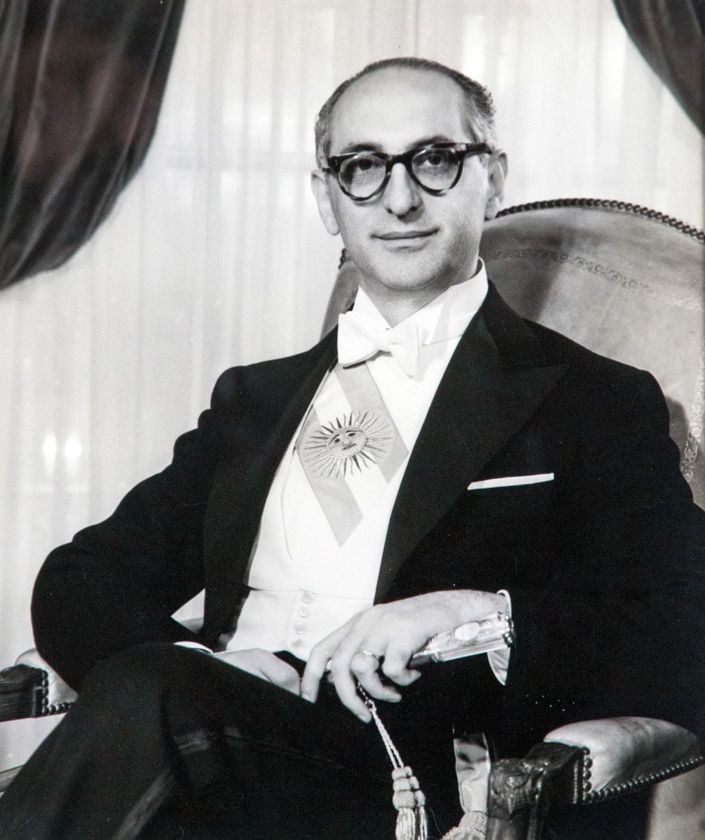 Arturo Frondizi, expresidente de la Republica Argentina