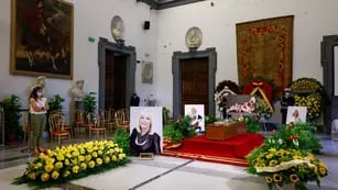 último adios a Raffaella Carrà