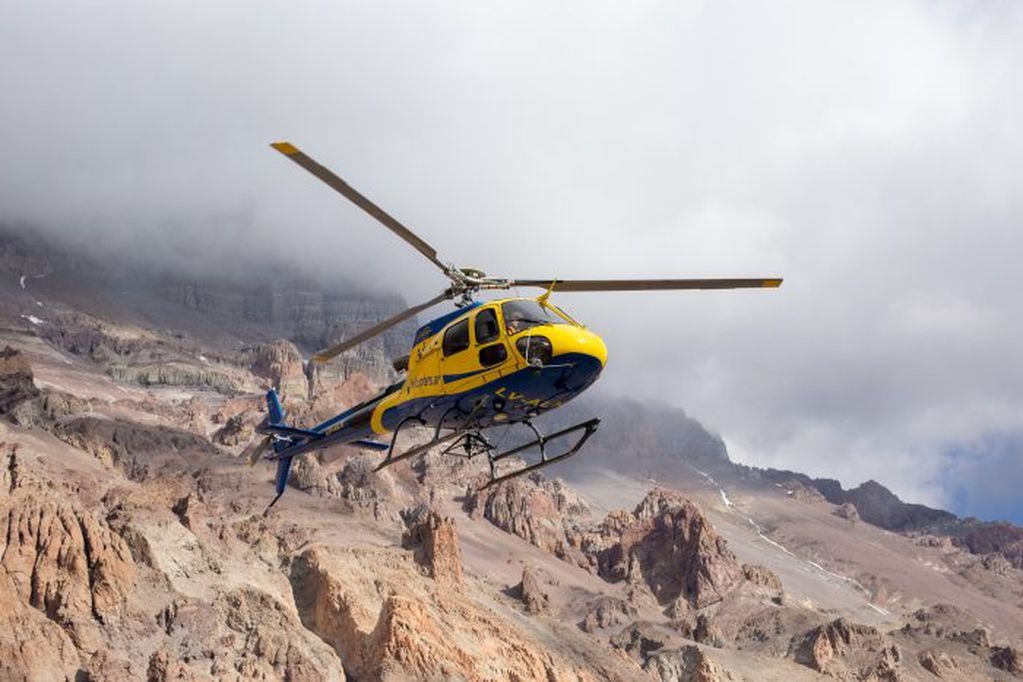 Servicio de helicóptero en el Aconcagua. Foto: Prensa Gob. Mendoza