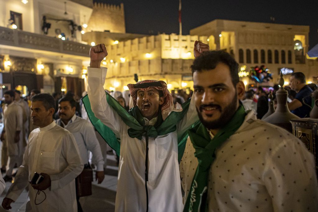 Celebración árabe tras ganarle a Argentina el partido debute en el Mundial Qatar 2022. Foto: EFE