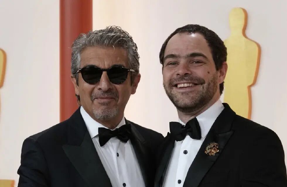 Ricardo Darín y Peter Lanzani en la ceremonia de entrega de los premios Óscar (Getty)