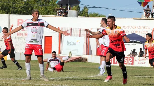Por la cuarta fecha de Torneo Regional Amateur Rincón del Atuel y Quiroga empataron 0 a 0.