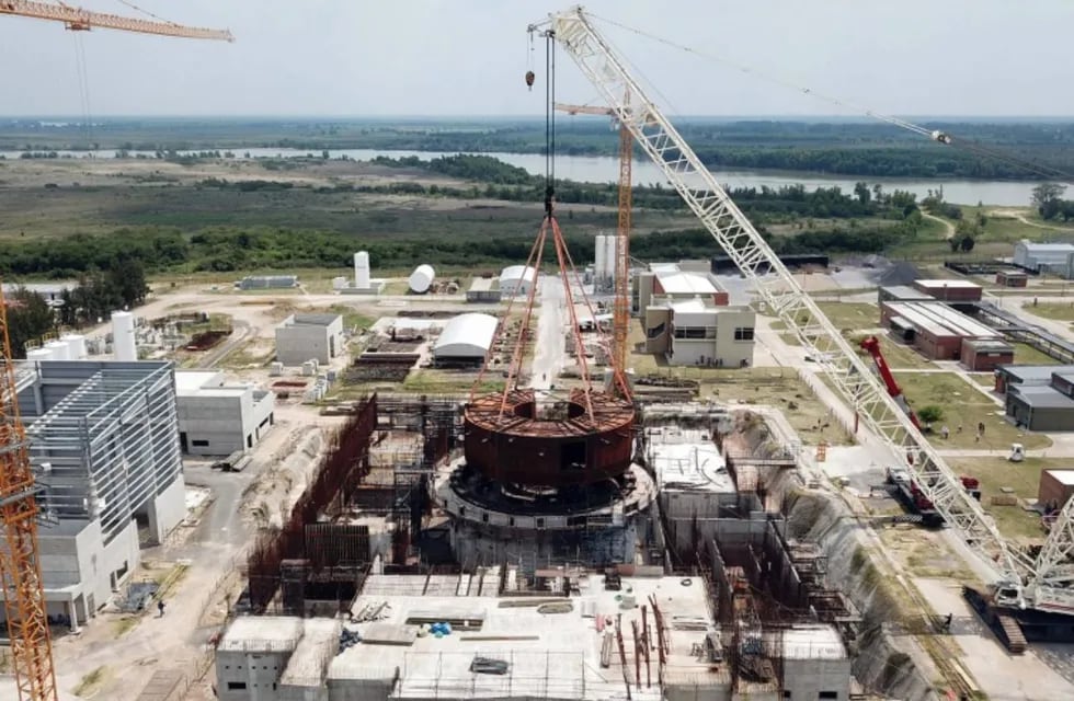 Argentina desarrolla su primer reactor nuclear de potencia diseñado y construido en el país. El proyecto Carem 25 lo lleva adelante la Comisión Nacional de Energía Atómica (CNEA) en un predio ubicado en Lima, provincia de Buenos Aires. (Télam).