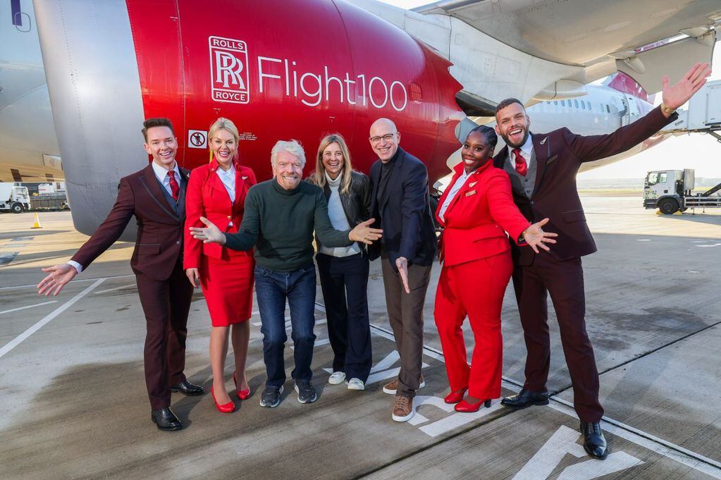La compañía Virgin Atlantic se ha asociado con Virgin Unite y el Rocky Mountain Institute (RMI) para financiar un valioso trabajo de recopilación de información sobre las emisiones de estelas durante el vuelo.