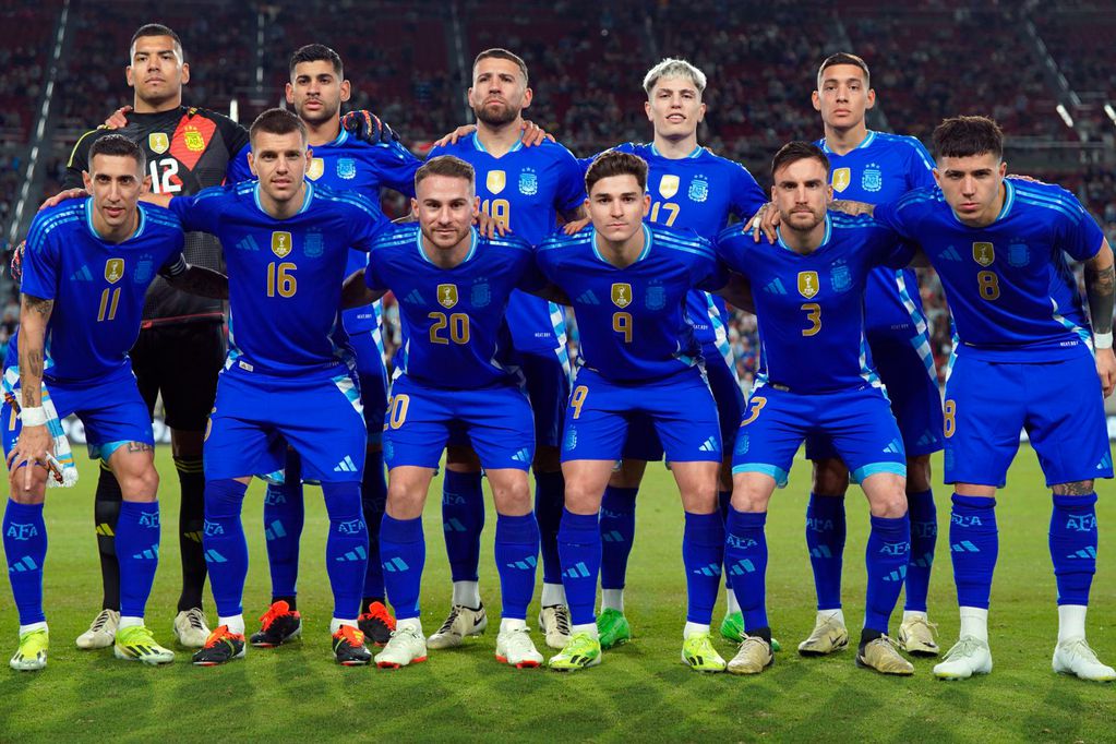 Los 11 de arranque de la selección argentina en el amistoso ante Costa Rica. (Prensa Argentina)