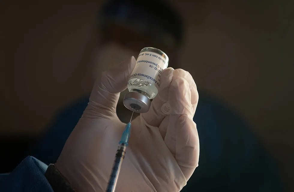Uruguay dará tercera dosis de la vacuna contra el Covid 19 a turistas extranjeros.