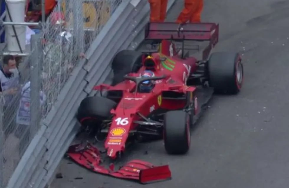 Charles Leclerc fue el más rápido en la clasificación del Gran Premio de Mónaco de la Fórmula1 a pesar de chocar contra el muro en el cierre de la clasificación.