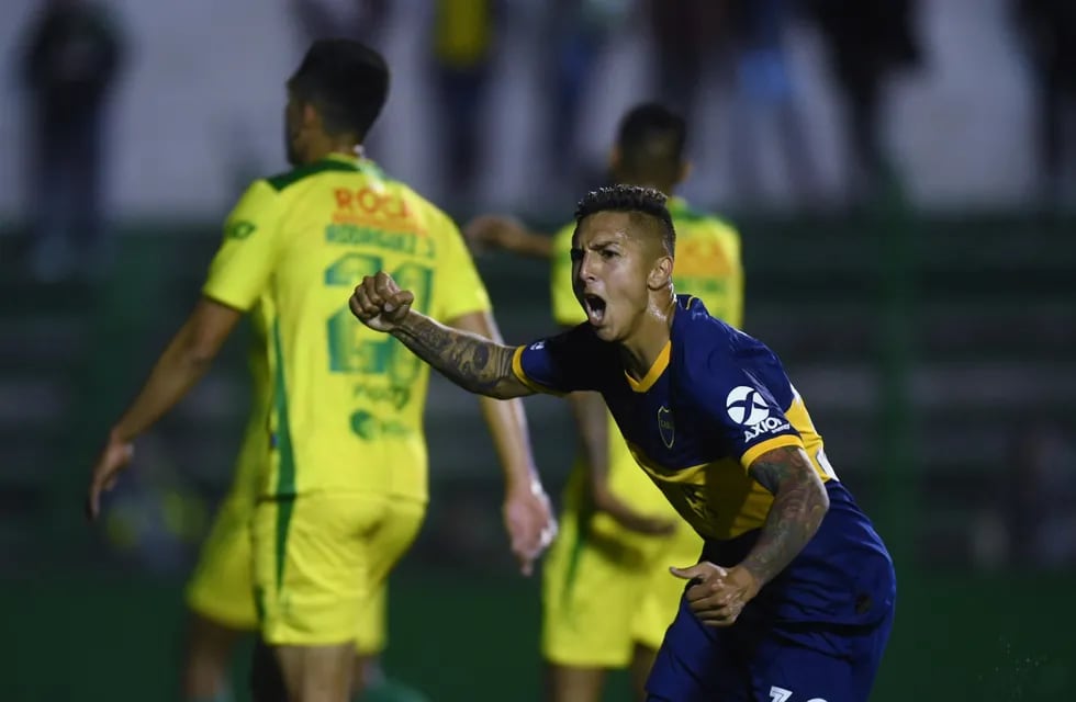 Boca le ganó a Defensa y Justicia y se mantiene como líder de la Superliga