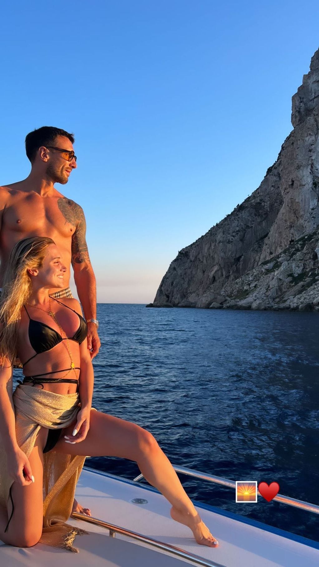 Camila Homs, sensual en sus primeras vacaciones con su novio.