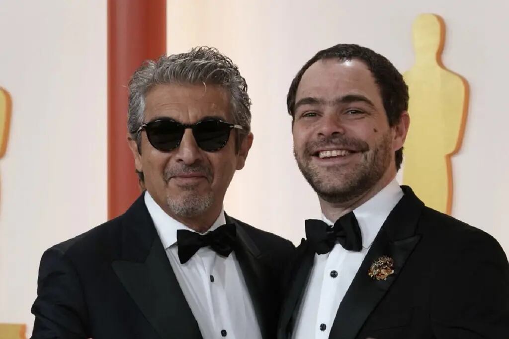 Ricardo Darín y Peter Lanzani en la ceremonia de entrega de premios Óscar