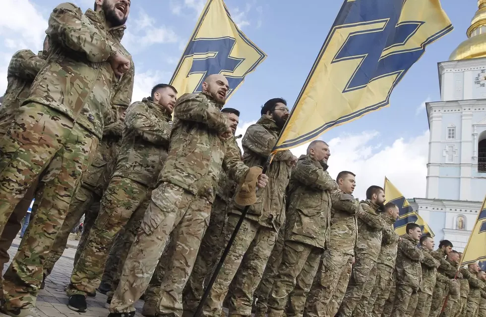 Batallón Azov, el ala de extrema derecha del ejército ucraniano