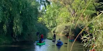 Limpieza del río Atuel en kayak