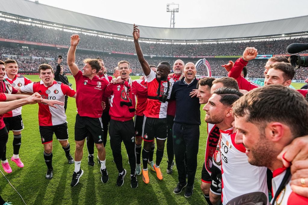 Feyenoord se dio el gusto de gritar campeón este domingo (Foto: Prensa Feyenoord).