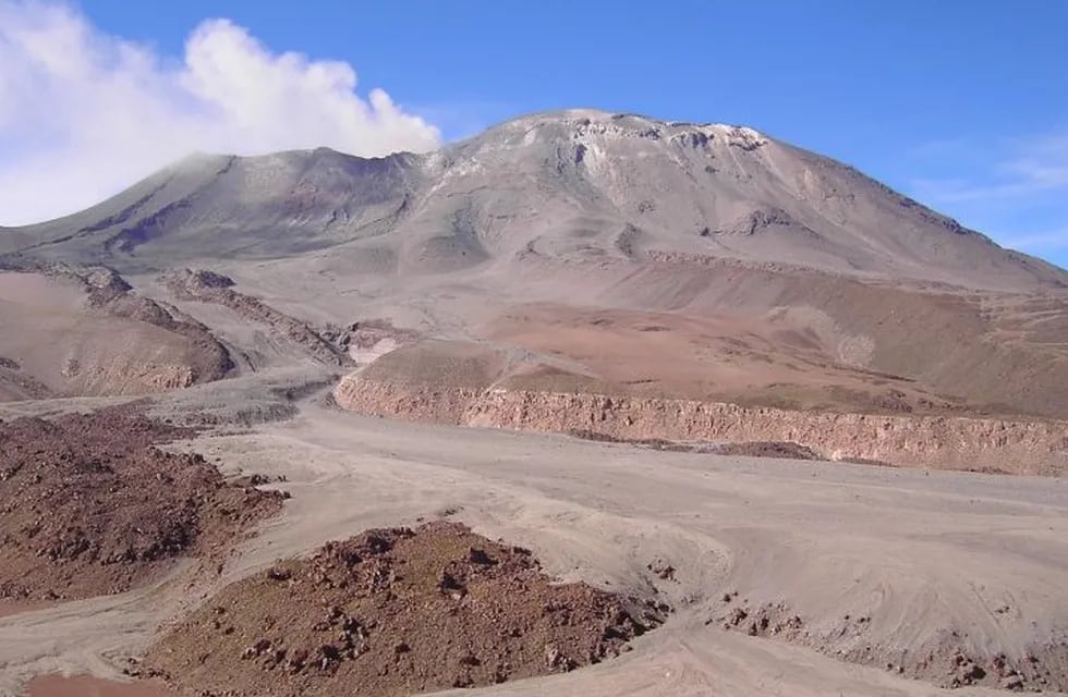 El volcán Lascar se ubica en el puesto N°14 del ranking de Riesgo Volcánico de Chile. Foto: Gentileza Segemar