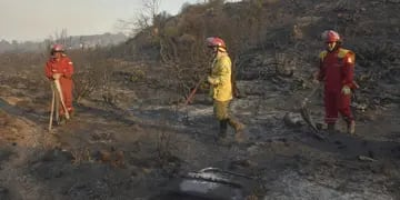 El municipio informó que en esa comuna “no se registran viviendas familiares quemadas ni personas heridas”.