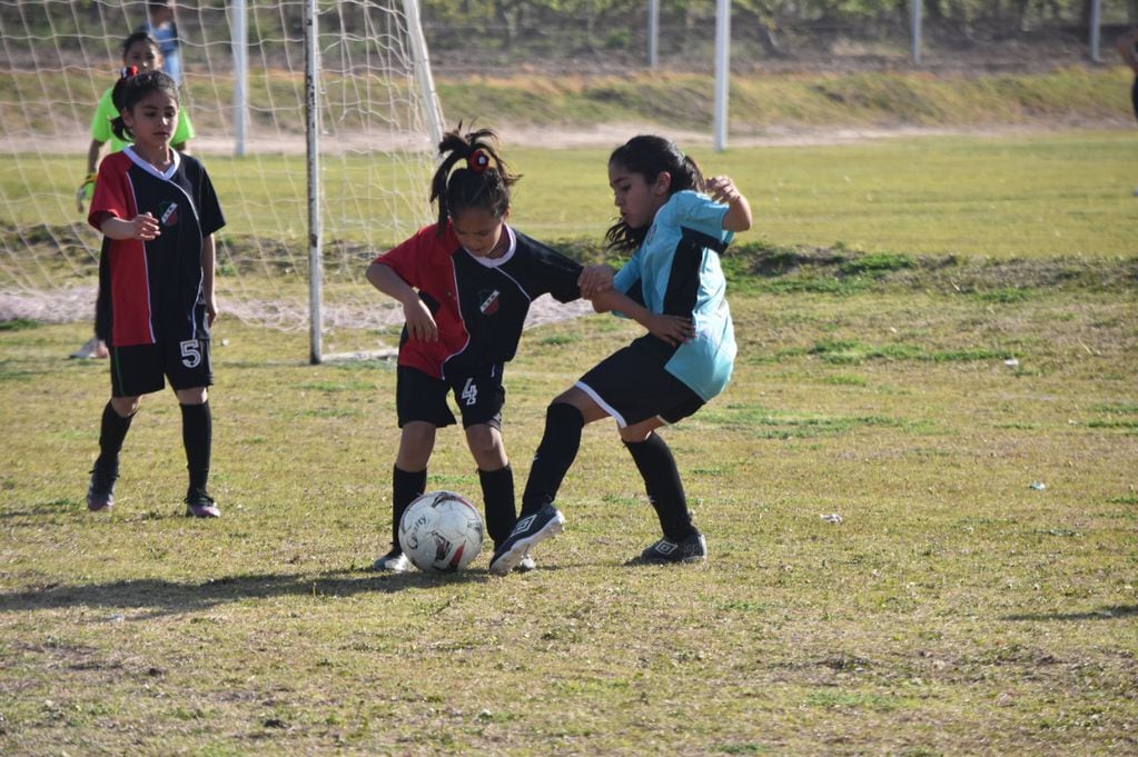Fútbol femenino- Infantiles. /Gentileza de prensa del Departamento de Fútbol Femenino de la LMF.