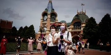 Cerraron el parque Disney de Shanghái y dejaron a los turistas encerrados