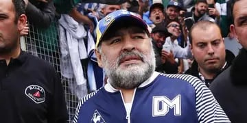 A casi un año de su muerte, se conoció dónde permanece el corazón de Diego Maradona
