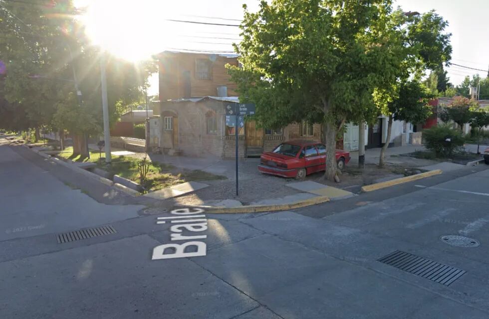 Cercanías al hecho, calles Dr. Braile y Félix Frías, de Godoy Cruz.