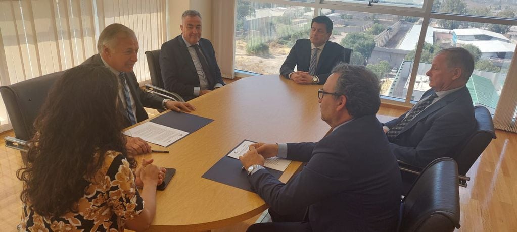 Telecom firmó un convenio de cooperación con el Ministerio Público Fiscal de Mendoza.