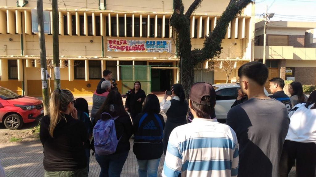 Escuela Secundaria N° 5 de Ezpeleta. Foto: Perspectiva Sur