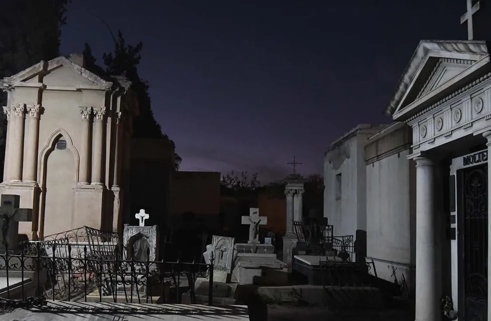 El Cementerio de Capital, donde se hacen visitas guiadas. Foto: Marcelo Rolland / Los Andes