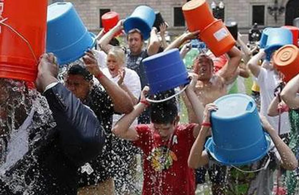 Convocan para realizar en Mendoza el “desafío del balde de agua" más grande del mundo