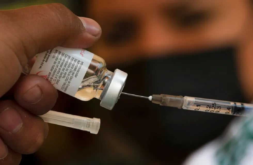 Vacuna monodosis de CanSino, la elegida para brindar protección a población en situación vulnerable (Imagen ilustrativa)