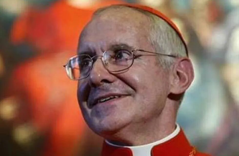 El Papa nombró al cardenal francés Jean Louis Tauran en un puesto clave del Vaticano