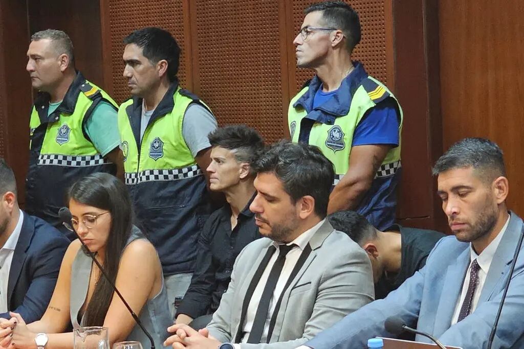 Estas son las medidas que decidió la justicia para los futbolistas de Vélez acusados de abuso sexual en Tucumán